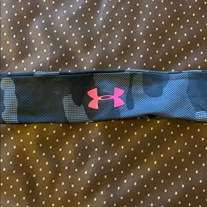Under armour headband